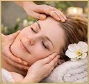Kopf- und Gesichtsmassage