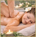 Kr&auml;ftige Thai-Massage